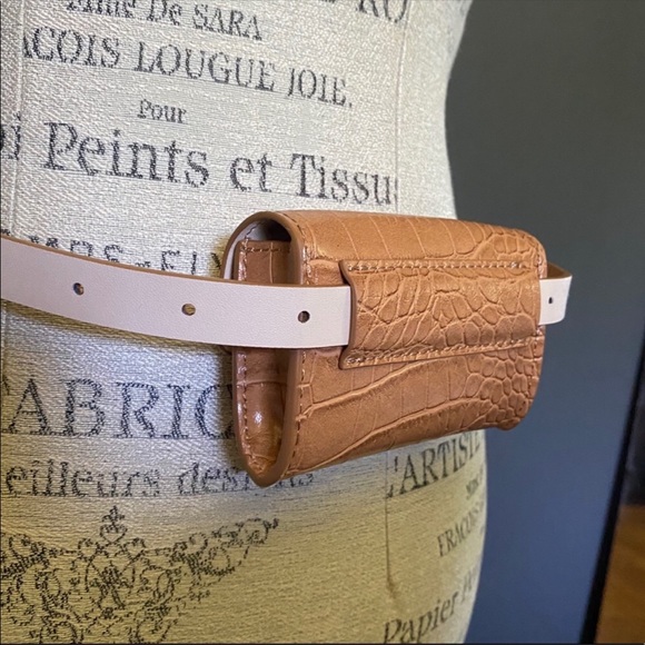 H&M Mini Crocodile patterned belt bag - Picture 4 of 5